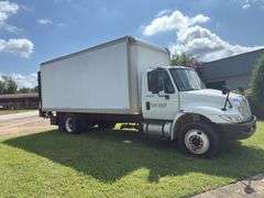 2010  INTERNATIONAL  MA025 2009 International Box Truck w/ Lift Gate