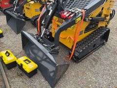 Youert  YOU-380 Mini Skidsteer Loader