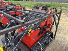 Youert  YOU-380 Mini Skidsteer Loader