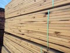(208) 2 x 4 - 10ft - Construction/Framing Lumber