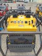 Youert  YOU-380 Mini Skidsteer Loader
