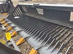 Skidsteer 84in Rock Bucket - 0.46m³ Capacity