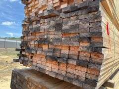 (208) 2 x 4 - 10ft - Construction/Framing Lumber