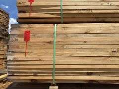 (208) 2 x 4 - 10ft - Construction/Framing Lumber