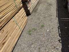 (208) 2 x 4 - 10ft - Construction/Framing Lumber
