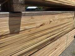 (208) 2 x 4 - 10ft - Construction/Framing Lumber