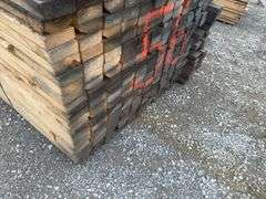 (208) 2 x 4 - 10ft Construction/Framing Lumber