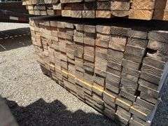 (208) 2 x 4 - 10ft - Construction/Framing Lumber