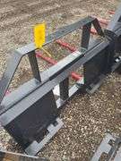 Skidsteer Bale Spear - 2500lb Capacity