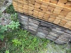 (208) 2 x 4 - 10ft Construction/Framing Lumber