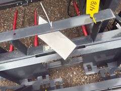 Skidsteer Bale Spear - 2500lb Capacity