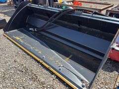 Raytree Skidsteer RMHB72 Hydra Bucket - 72" Width with Carbide Teeth