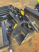 Future - 32" Tilting Excavator Bucket - Fits 1-3 Ton