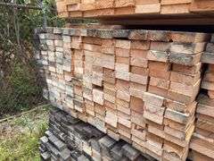 (208) 2 x 4 - 16ft Construction/Framing Lumber
