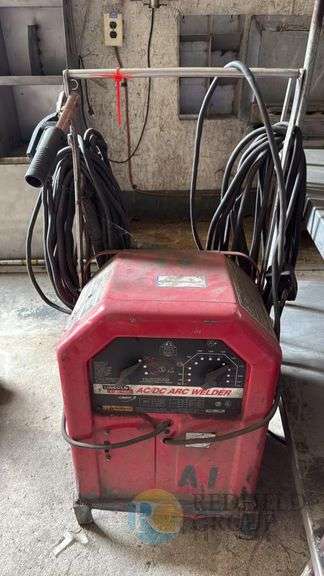 Lincoln Electric AC/DC 225/125 Arc Welder, Serial 10426 807 image