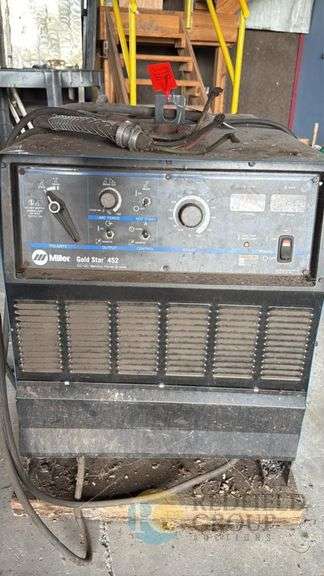 Miller Gold Star 452 Welding Power Source, 450A, 230/460/575V image