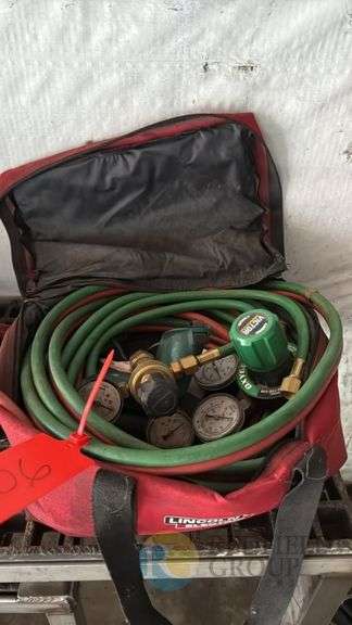 Victor Oxy-acetylene Welding/Cutting Torch Kit with 25 ft Hose image