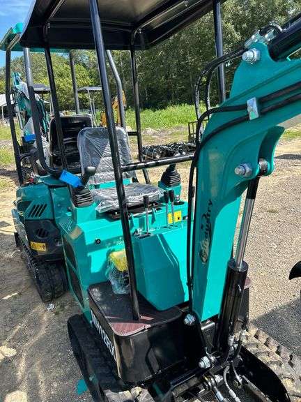 2025 CFG MH12RX Mini Excavator - RATO 13.5HP image