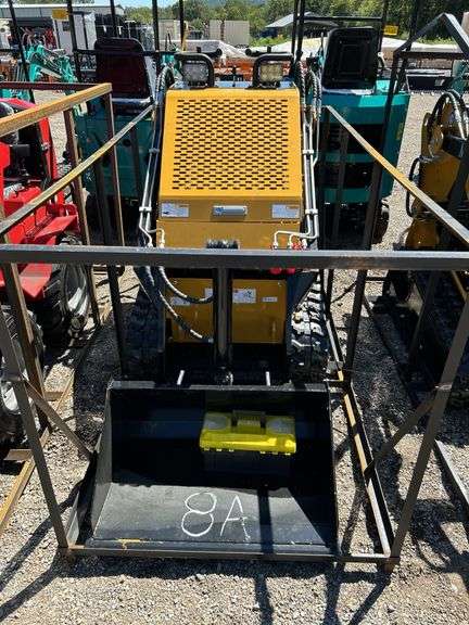 2025 AGT MX-CRT23 Compact Track Loader - RATO 23HP Gas Engine, 16.8KW, EPA Certified image