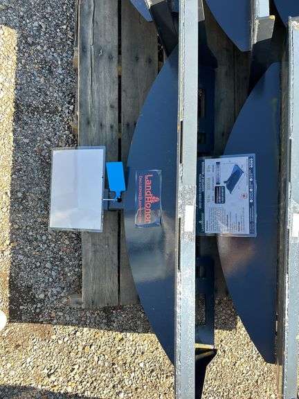 Skid Steer Utility Hitch Adapter UHA-16-3000G - 2" Receiver 3000 lbs image