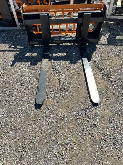 Skid Steer Pallet Fork PF-11-3500G - 4000 lbs Rating 48" Forks image