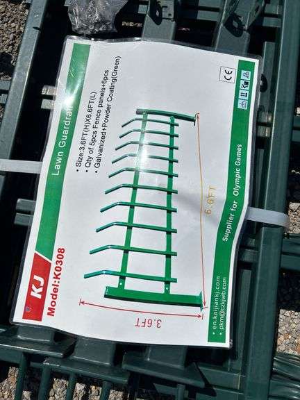 Lawn Guardrail Fence System - 3.6FT x 6.6FT Green Coated (5 panels) image