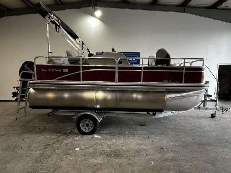 2023 Lowe Ultra 162 Fish & Cruise - Mercury 50 HP ELPT CT image