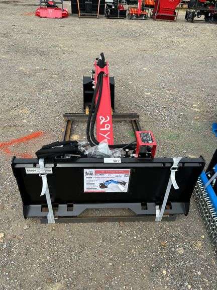 Raytree RMDB82 Digger Backhoe - 82" Max Dig Depth, 12" Bucket w/ Thumb image