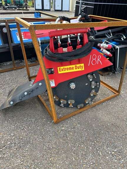 Raytree Skidsteer Transverse Stump Grinder - 28in - 30 Teeth image