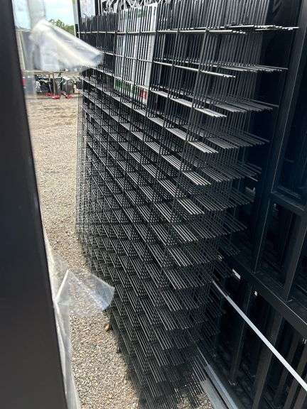Wire Mesh Panels - 4.7FT x 5.3FT (5 pieces) Black Powder Coated image