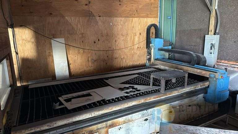Plasma Table with Hypertherm XPR 170 CNC Plasma Cutting Machine with XPR TorchConnect image