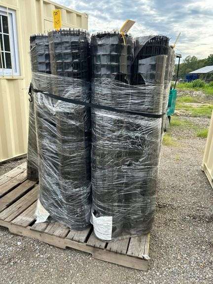 300ft - (3) 100ft Rolls of Mesh Fence image
