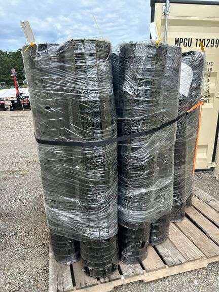 300ft - (3) 100ft Rolls of Mesh Fence image