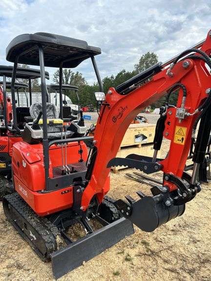 2025 CFG QK20R Mini Excavator - RATO 23HP image