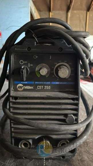 Miller CST 250 Welding Machine, 230/460-575V, 30-250A, Serial LE173506 image