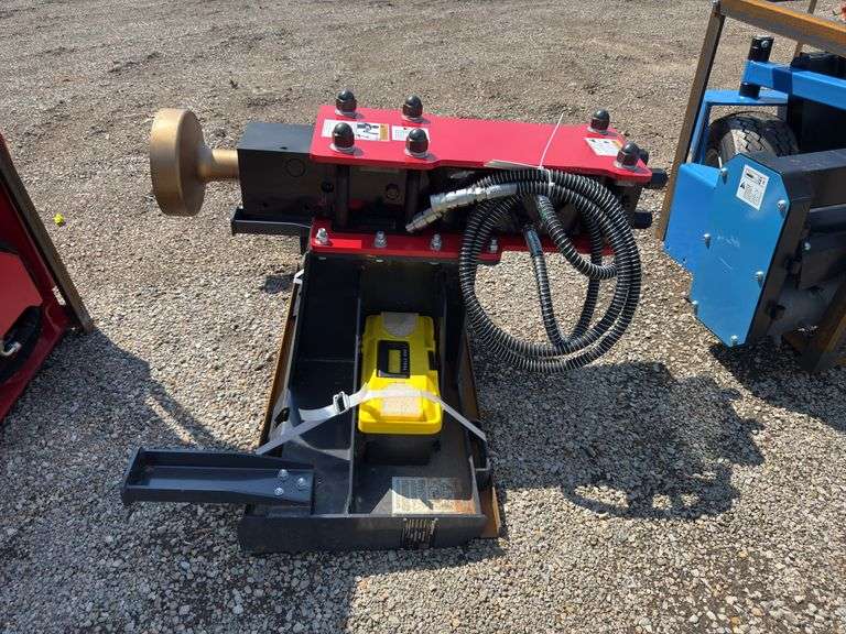 Raytree Skidsteer Post Pounder - RMPP680 image