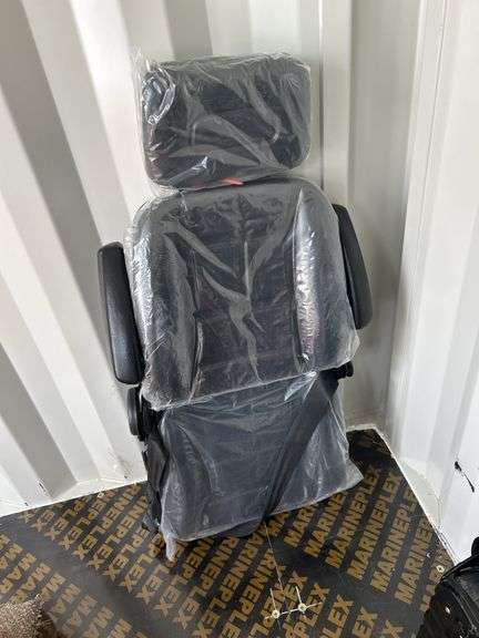 luxury equipment seat image