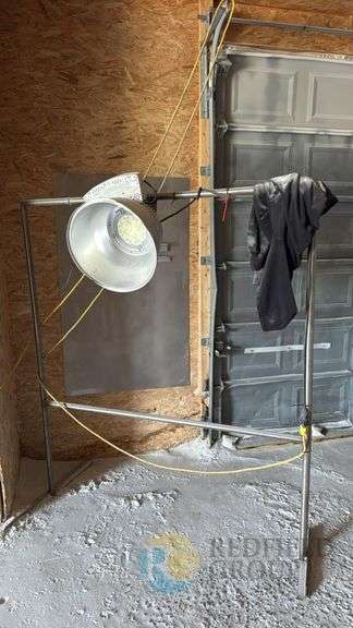 LED SHOPLOGHT & stainless stand image