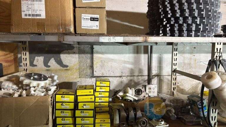 One Motion Idler Clutch Sprockets & CJ Bearings, Model OMAE-COV-11-6A3, Plastic Gears image