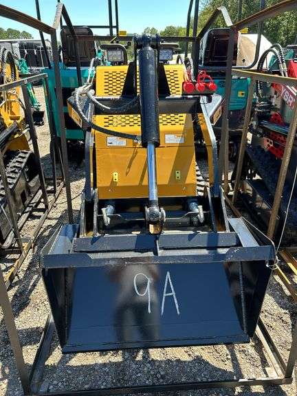 2025 AGT MX-MRT14 Compact Track Loader - RATO 15HP Gas Engine, EPA Certified image