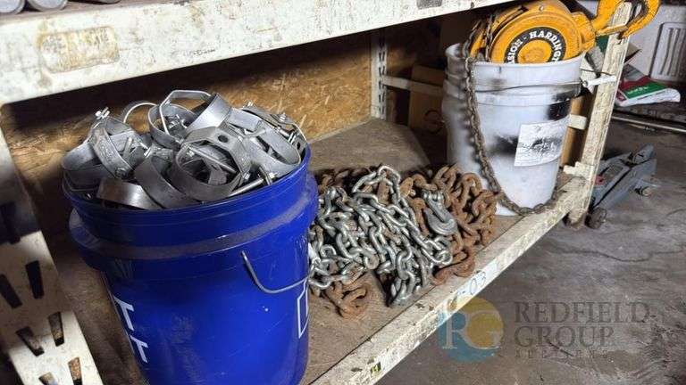 Chain Hoist with Metal Clamps and Extra Chains, Steel Construction image