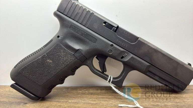Glock 22 Pistol .40 S&W - Serial: TYP623 image