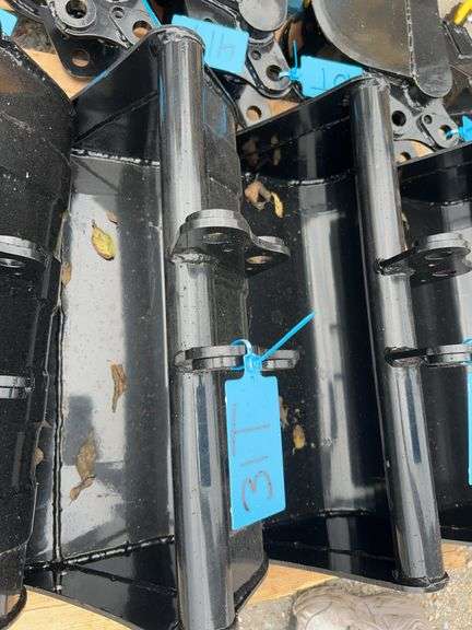 2025 YOUERT U12-60 Mud Bucket - Excavator Attachment for Heavy Duty Digging image