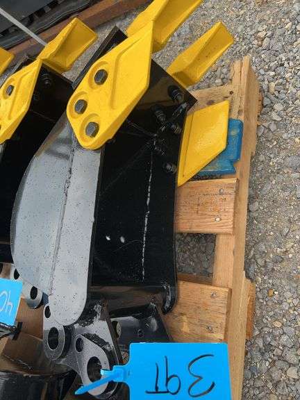 2025 YOUERT U12-20 Bucket - Standard Excavator Digging Attachment image