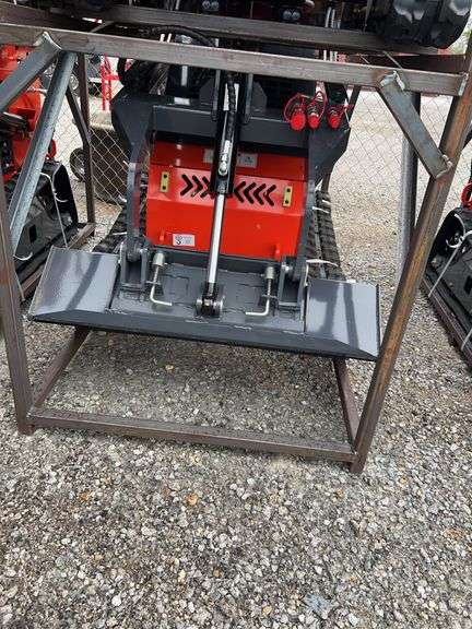 2025 YOUERT YOU-380 Mini Skid Steer Loader - 27HP Gasoline Engine image