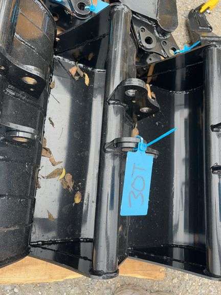 2025 YOUERT U12-60 Mud Bucket - Excavator Attachment for Heavy Duty Digging image