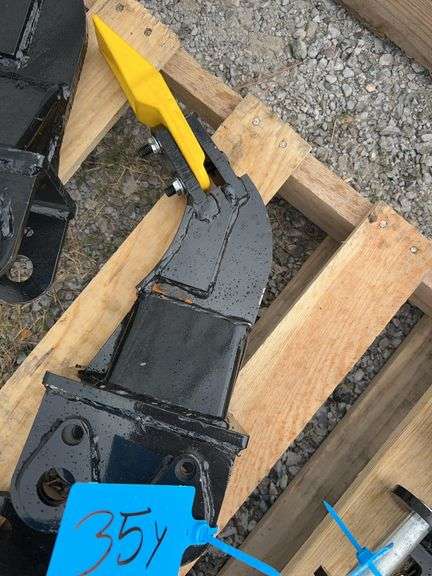 2025 YOUERT U12 Scarifier - Heavy Duty Excavator Attachment for Breaking Ground image