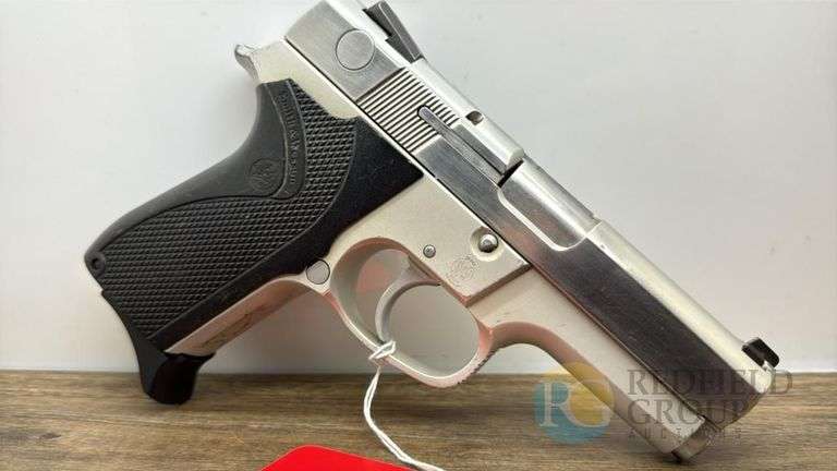 Smith & Wesson 6946 9mm - Serial: TZJ0508 image