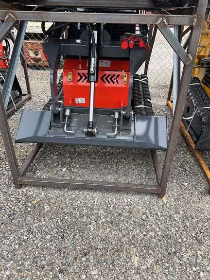 2025 YOUERT YOU-380 Mini Skid Steer Loader - 27HP Gasoline Engine image