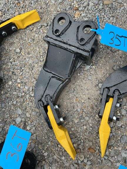 2025 YOUERT U12 Scarifier - Heavy Duty Excavator Attachment for Breaking Ground image